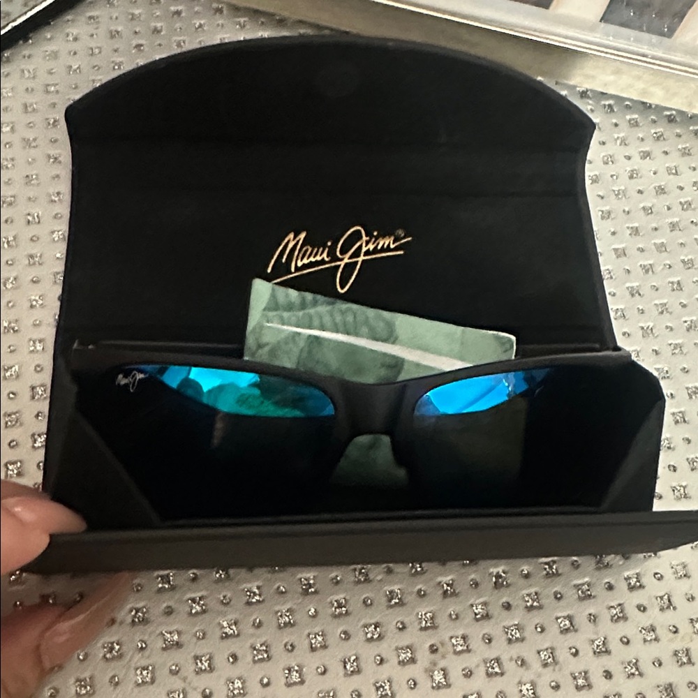 Maui Jim Red Sands - EUC - Picture 8 of 11